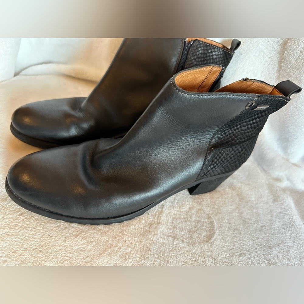 PIKOLINOS Black Ankle Boots with Chunky Heel - Picture 3 of 7